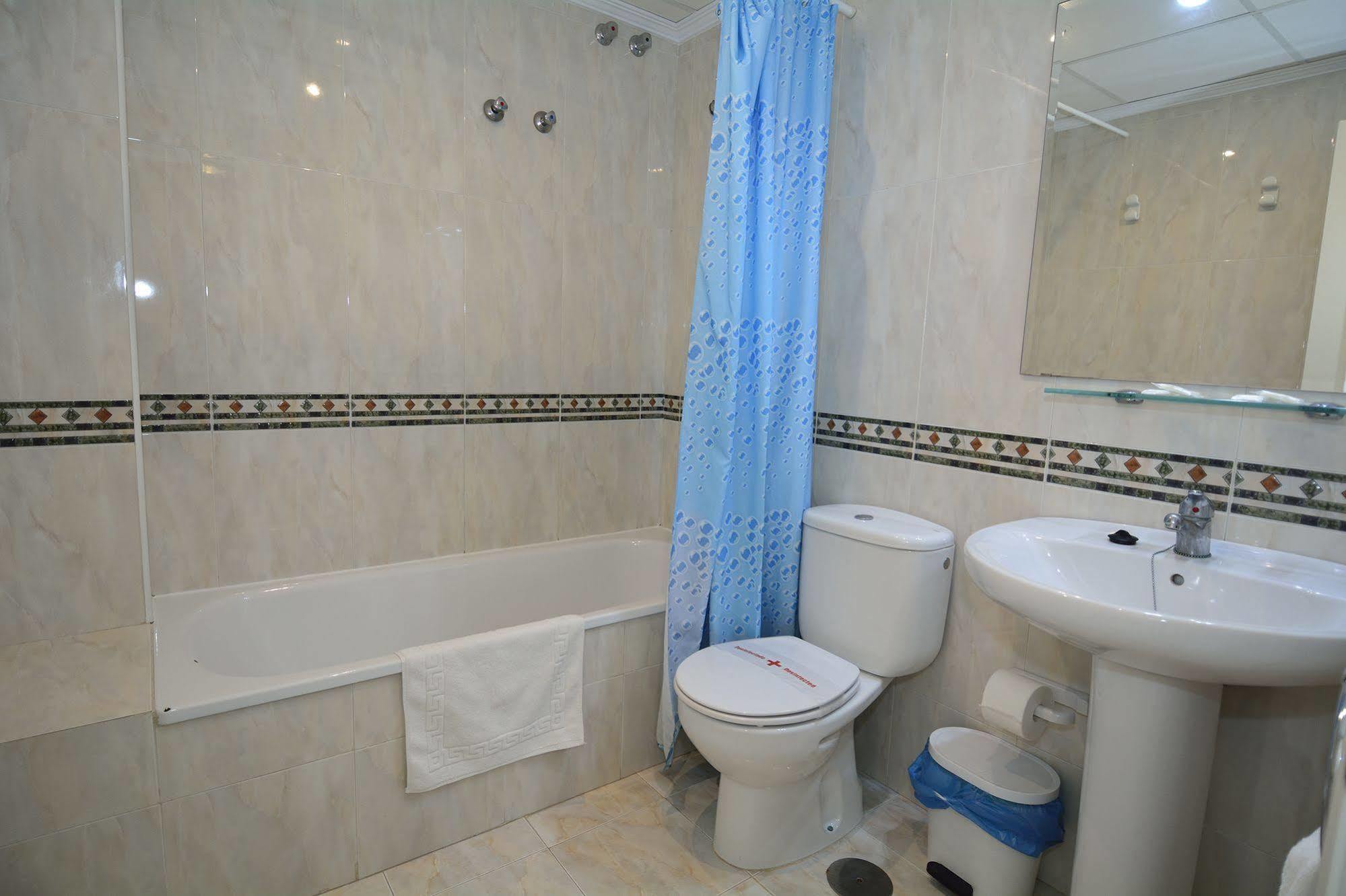 Apartamentos Hc Burriana Playa Nerja Exterior photo